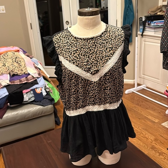 Umgee black leopard print peplum style blouse size large - Picture 1 of 5